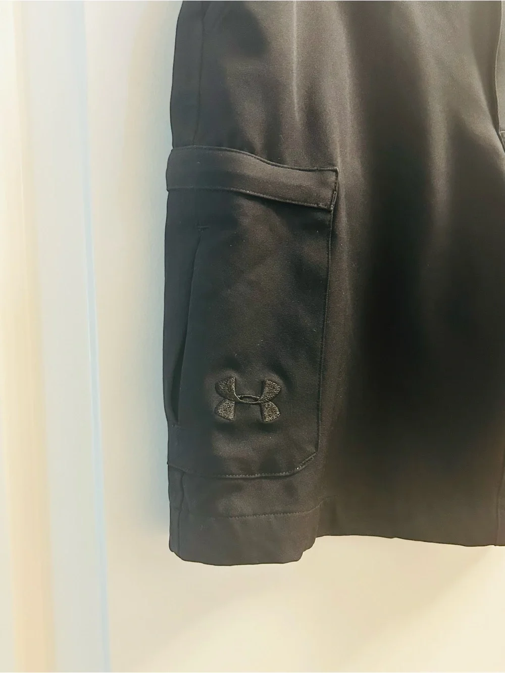 Under Armour Boys’ Black Golf Dress Shorts